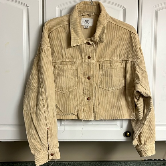 BDG Jackets & Blazers - BDG, urban outfitters corduroy cropped jacket line size: M
Color: tan